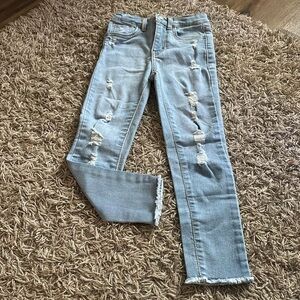 Girls size 6 Levi skinny jeans